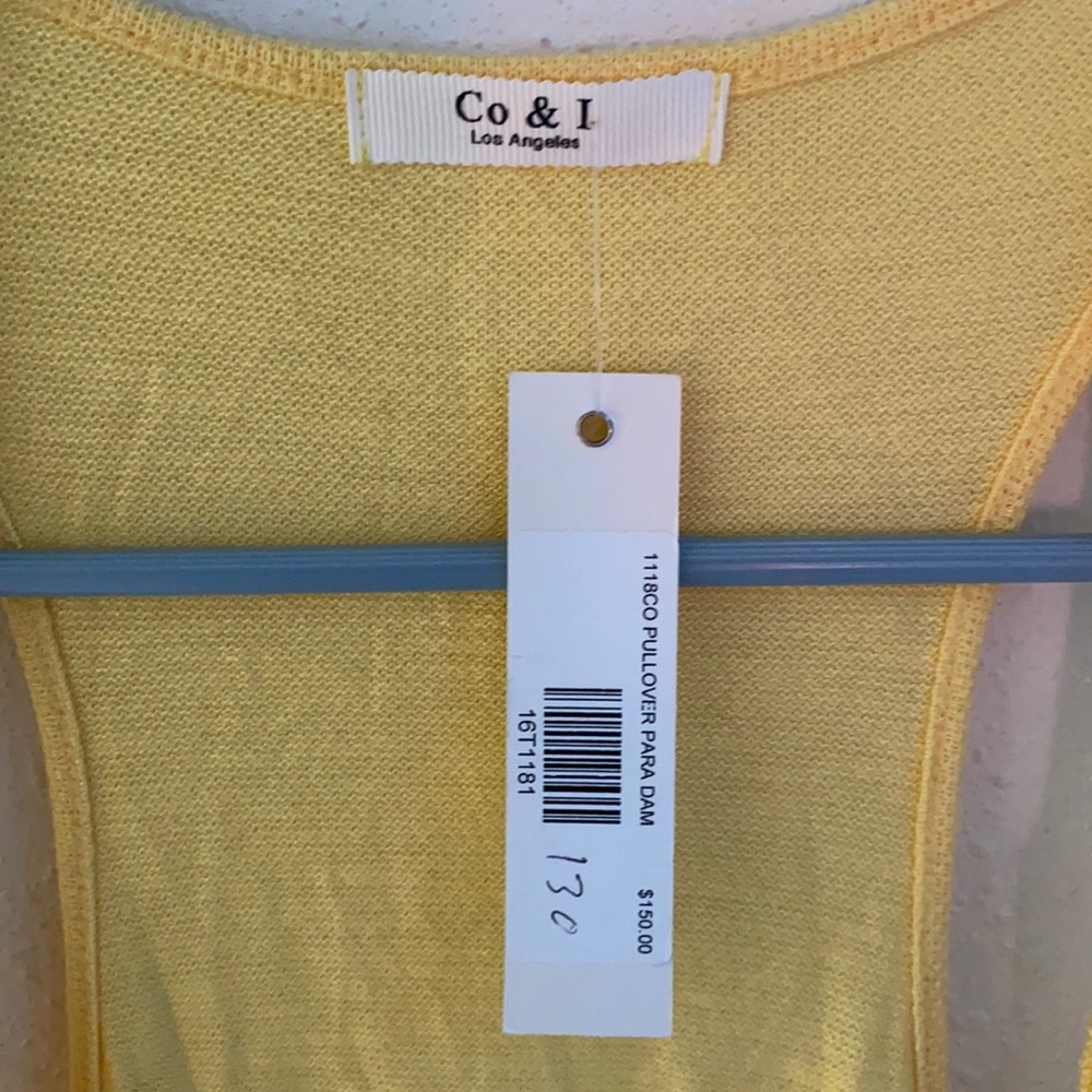 Pullover - Picture 2 of 3